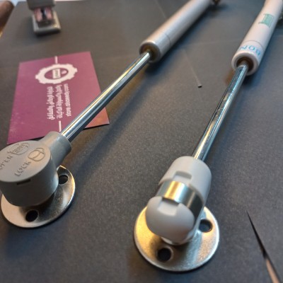 Hydraulic Door Arm